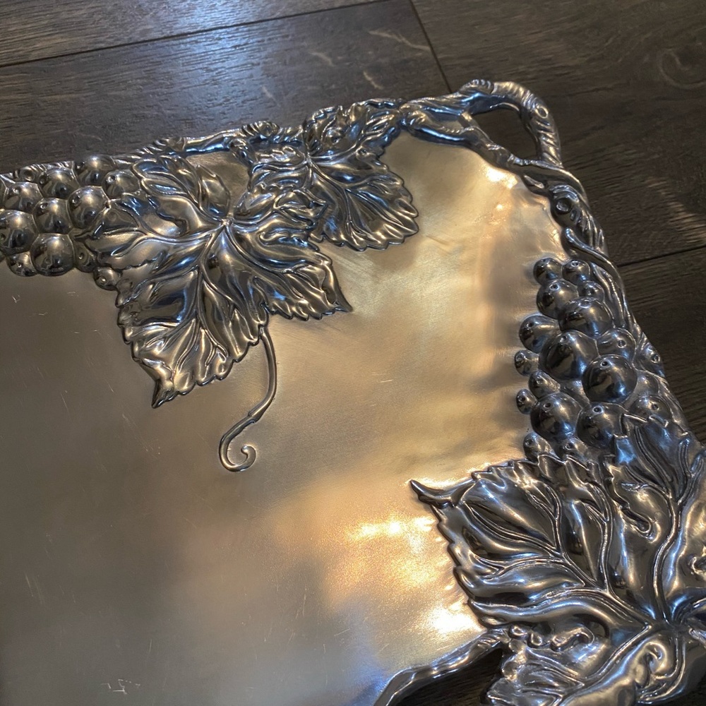 Arthur Court Oblong Grape Tray - Picture 4 of 13